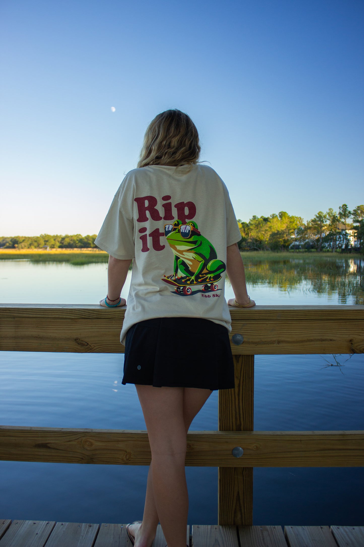 Skateboard Frog Tee - "Rip It"